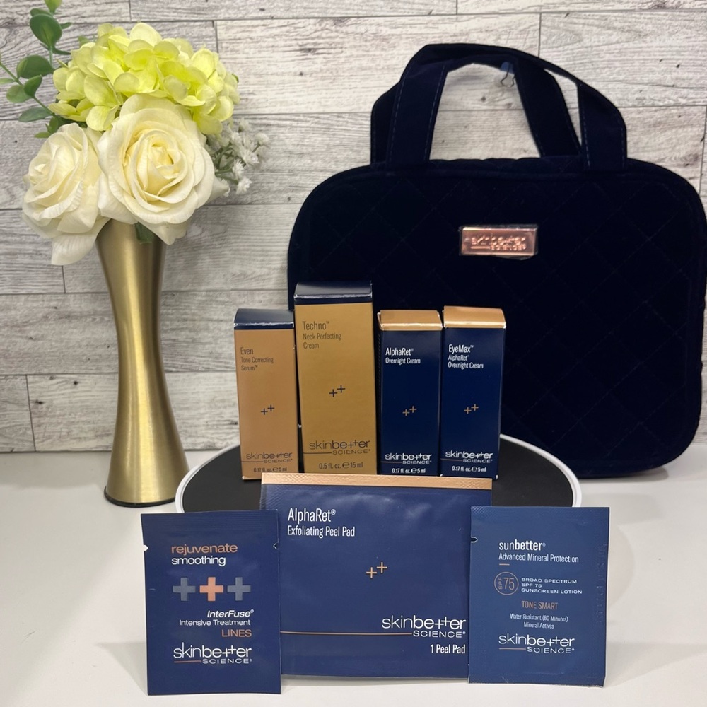 Sold. Brand New Skinbetter Science Bundle (4 products, 3 samples& 1 bag)‼️disc.